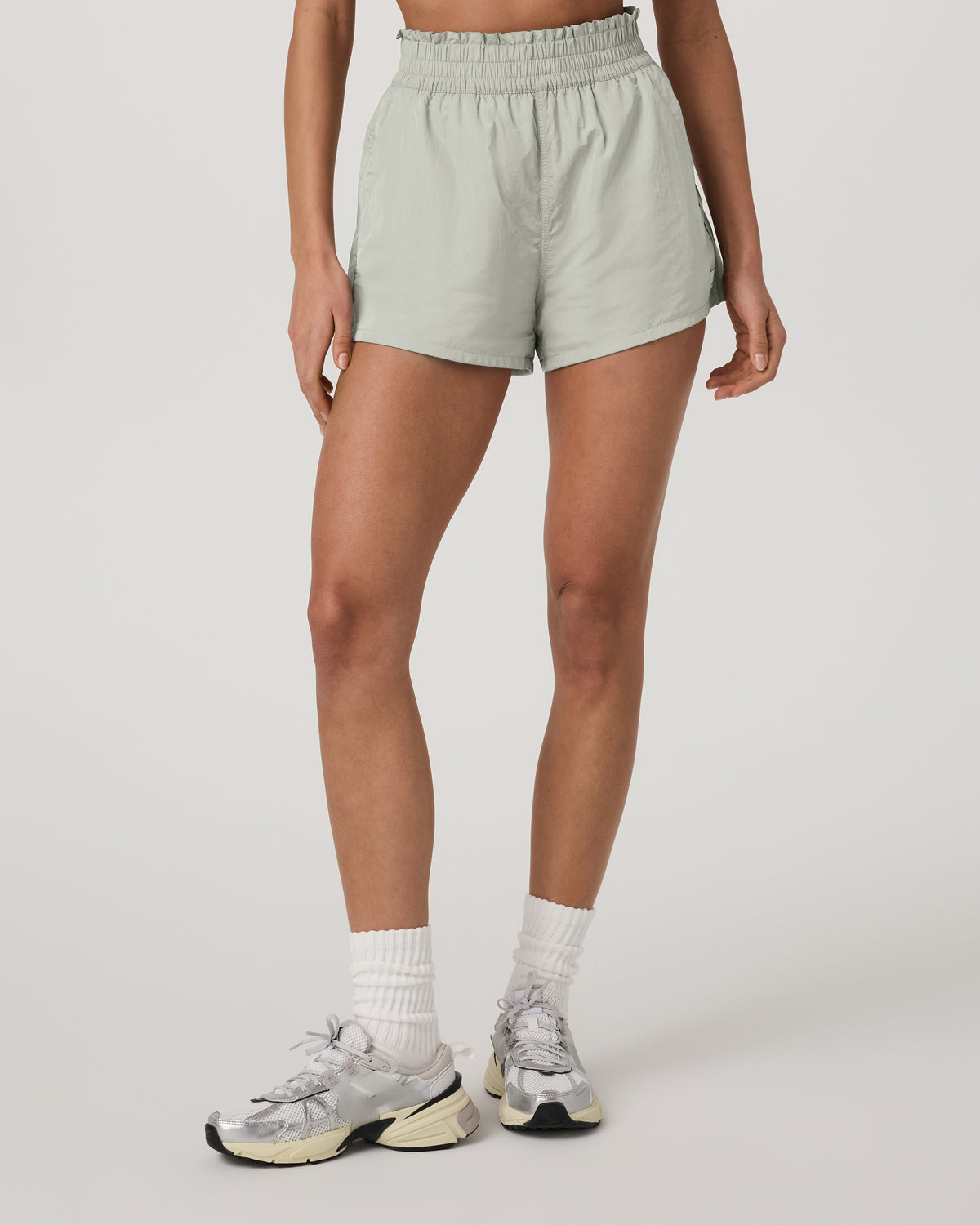 Dash Elevate Short Women's Talc Fitness Shorts - Vuori