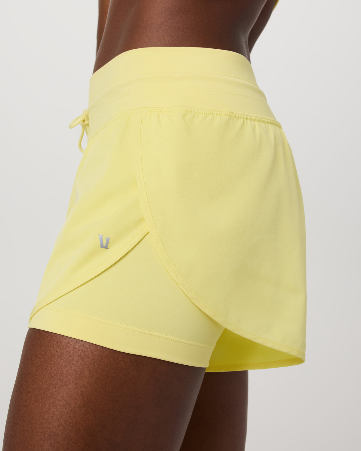 Daily Speed Short 2.5" Women's Sunlight Fitness Shorts - Vuori