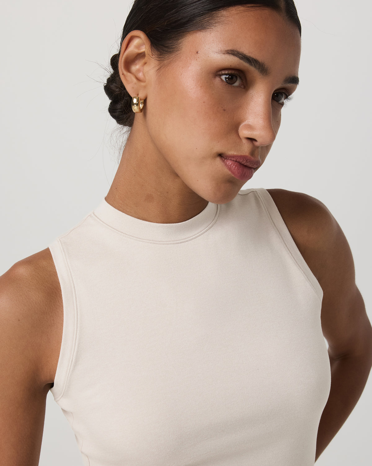 Halo Muscle Tank Women's Ecru Heather Tank Top - Vuori