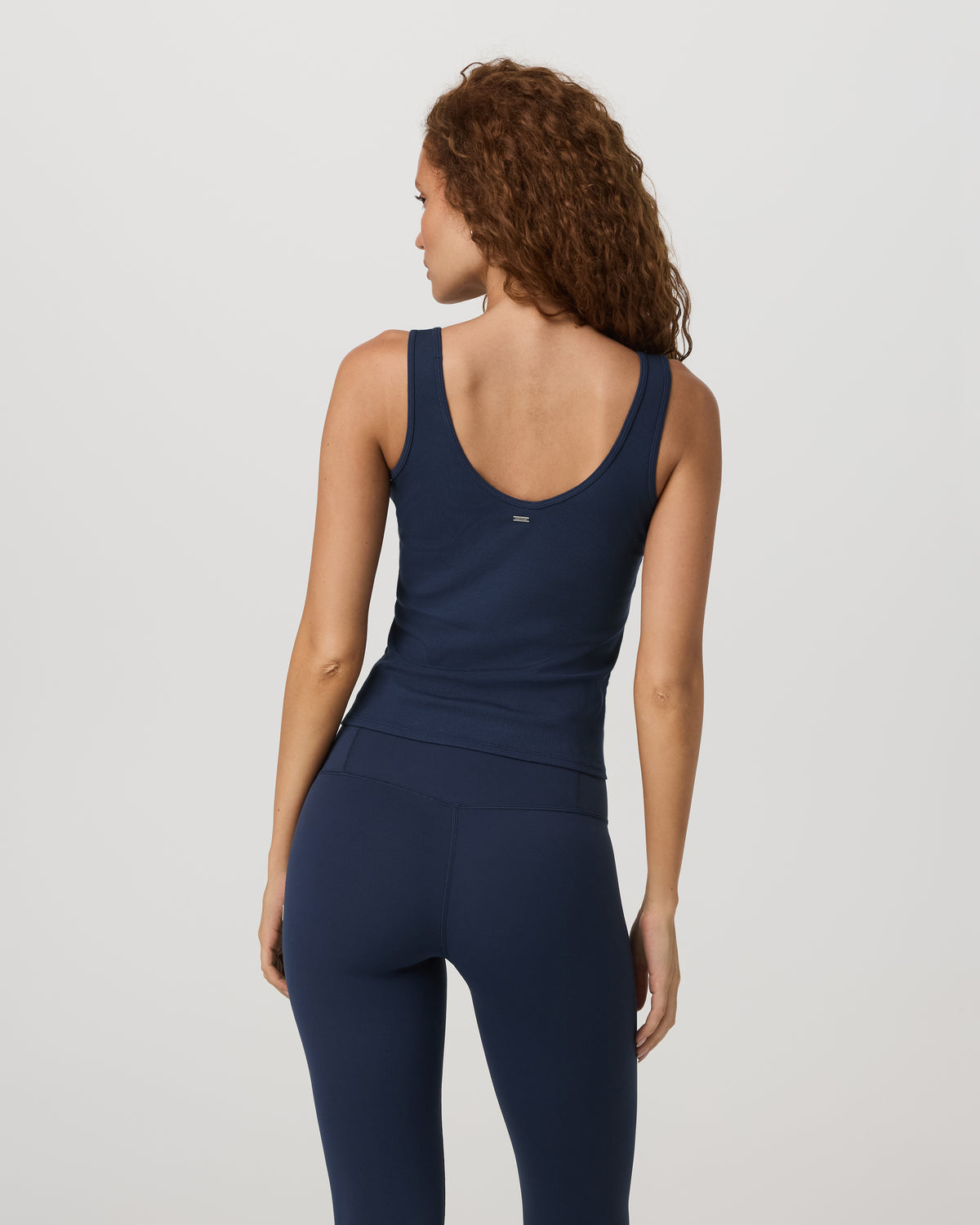 Pose Twin Tank Women's Fitted Blue Coast Tank Top - Vuori