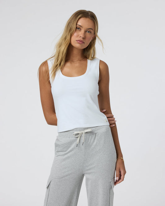 Halo Essential Scoop Tank White - Vuori