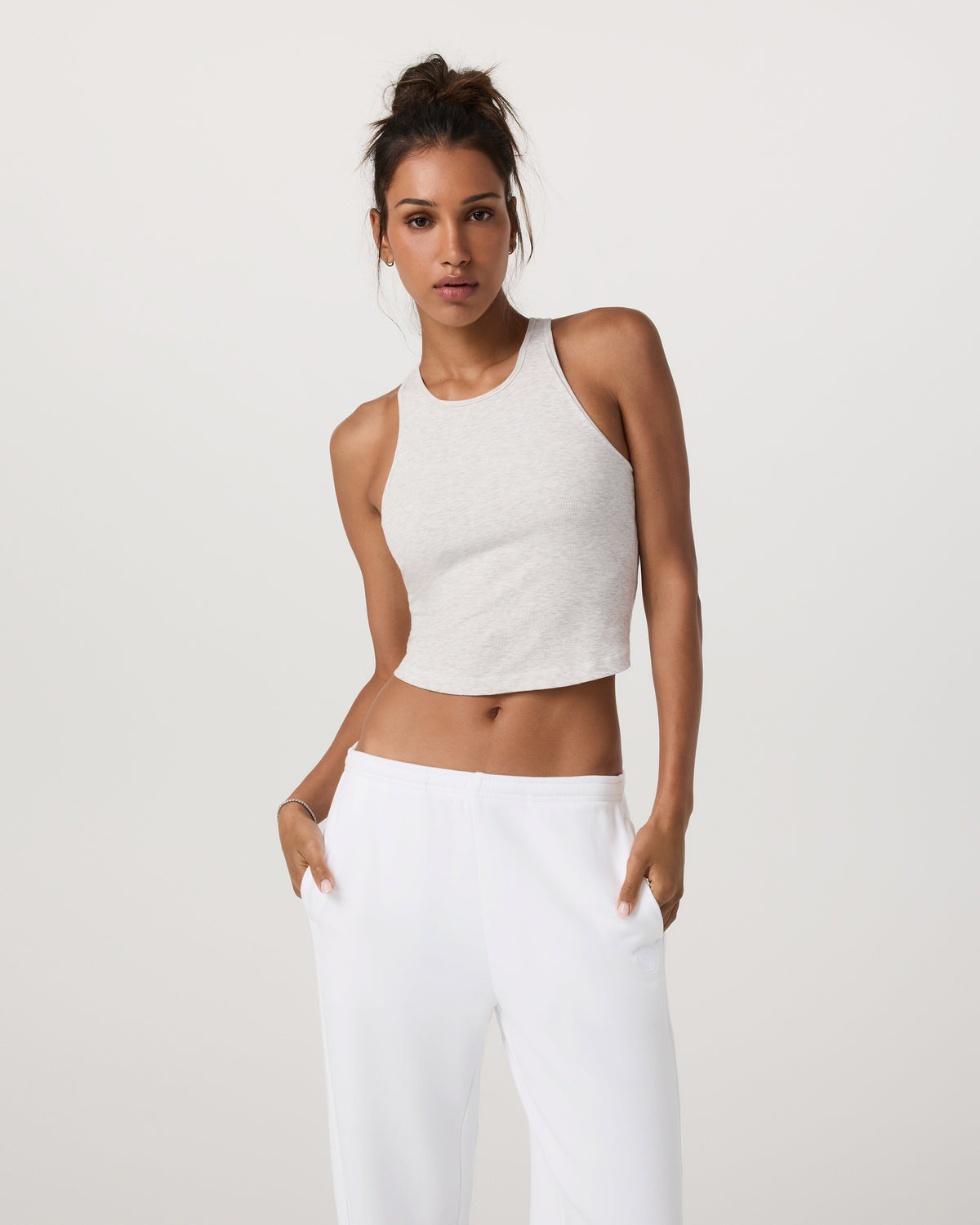 Pose Plyo Tank White Rib Tank Top with Built in Bra - Vuori
