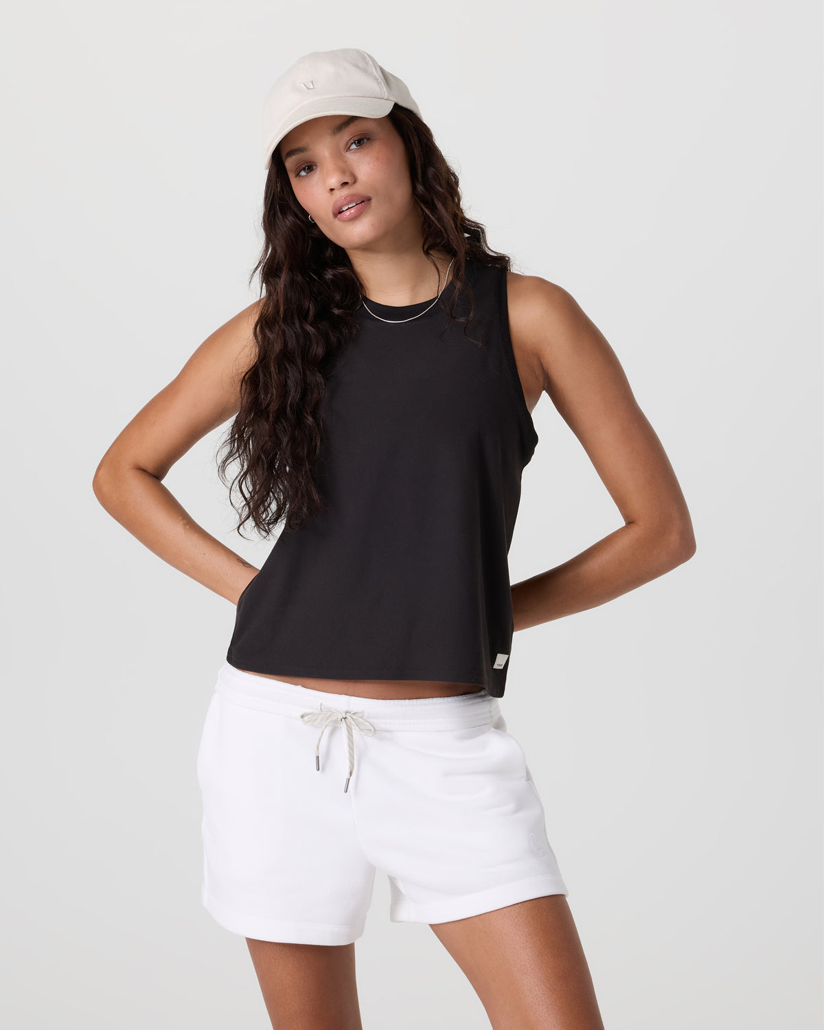 Energy Top Women's Black Athletic Tank Top - Vuori