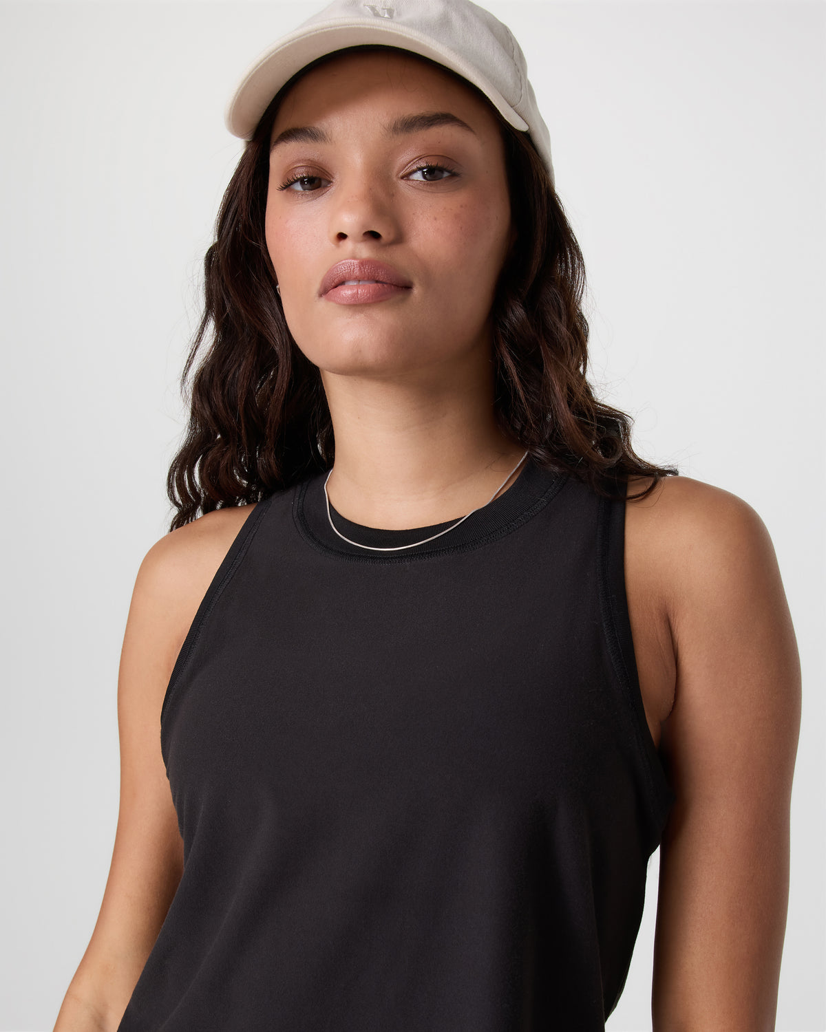 Energy Top Women's Black Athletic Tank Top - Vuori
