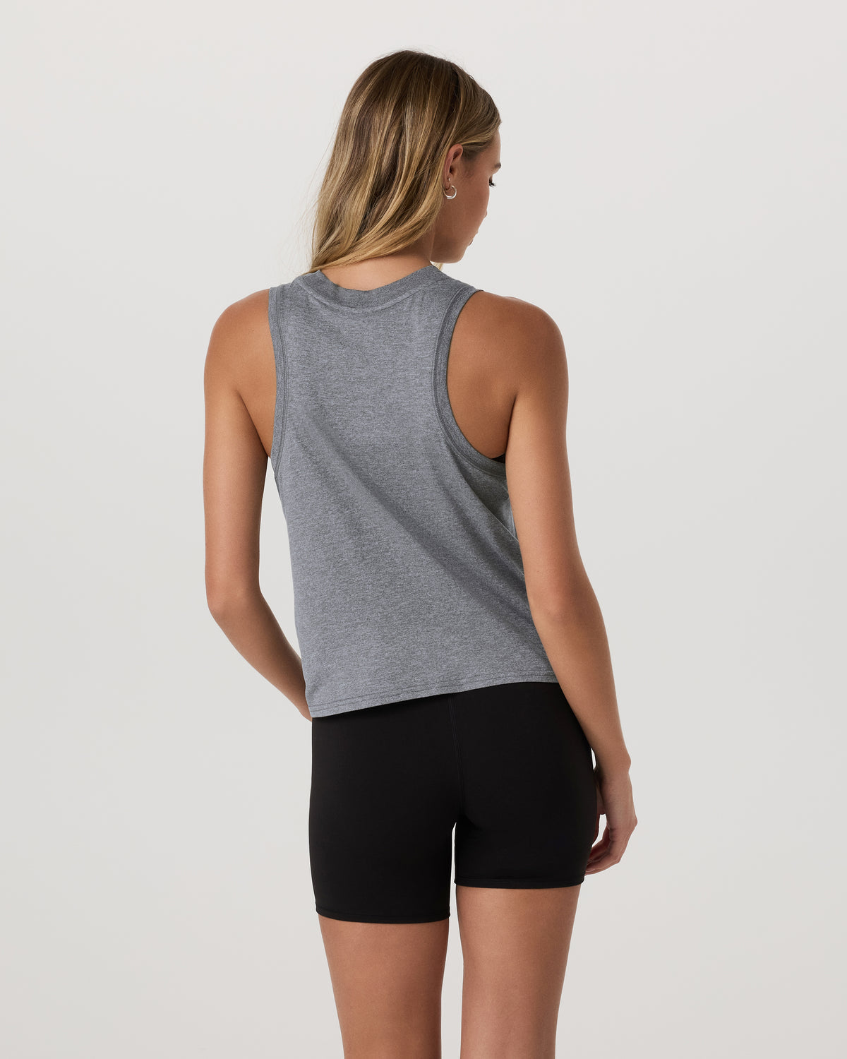 Energy Top Women's Heather Grey Tank Top - Vuori