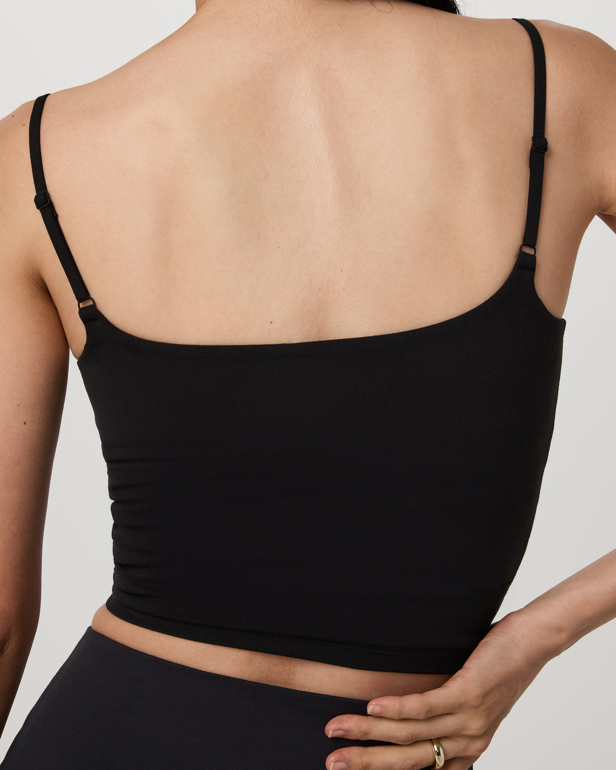 Vuori AllTheFeels™ Cami Women's Black Tank Top - Vuori