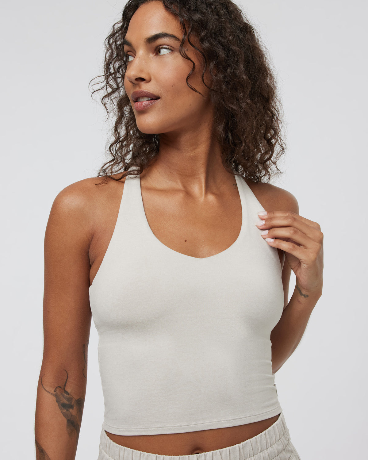 Halo Performance Crop 2.0 Ecru Heather Tank - Vuori