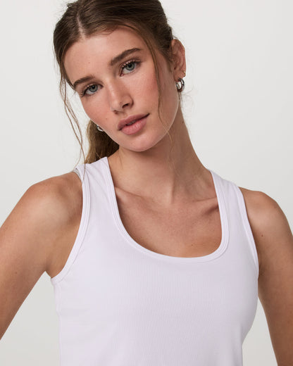 Pose Layering Tank Women's White Tank Top - Vuori