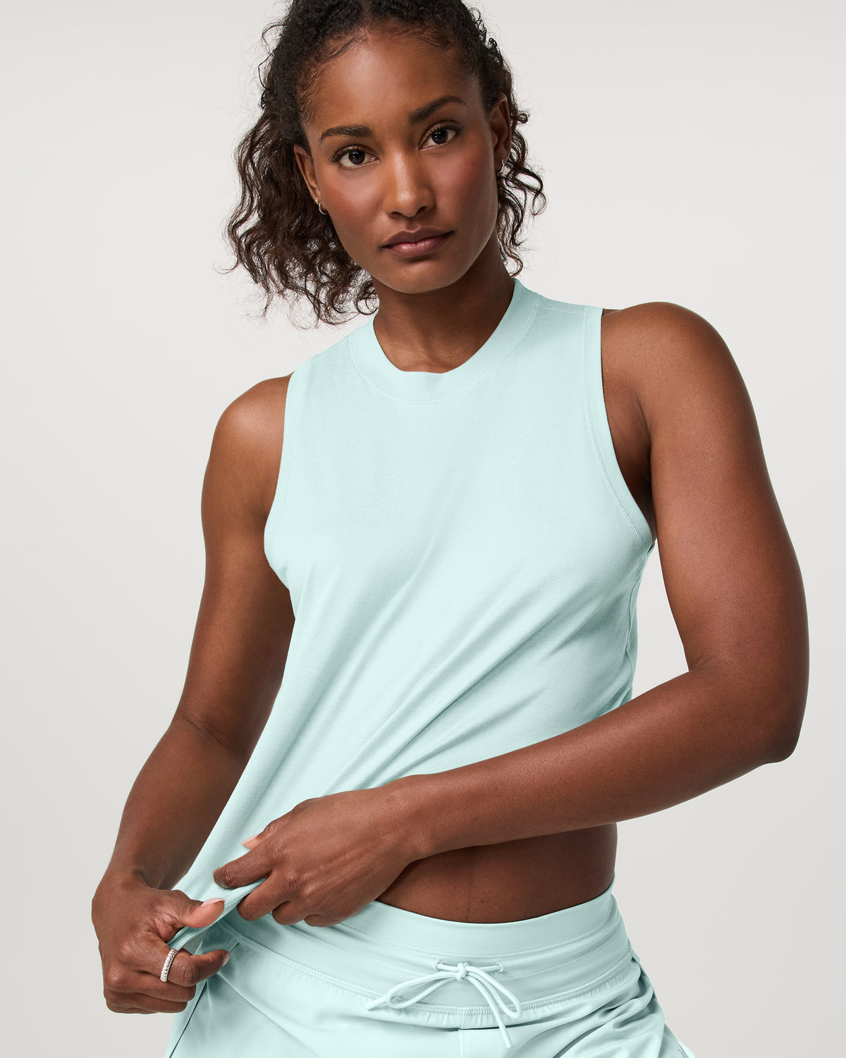 Energy Top - Long Women's Spearmint Heather Tank Top - Vuori
