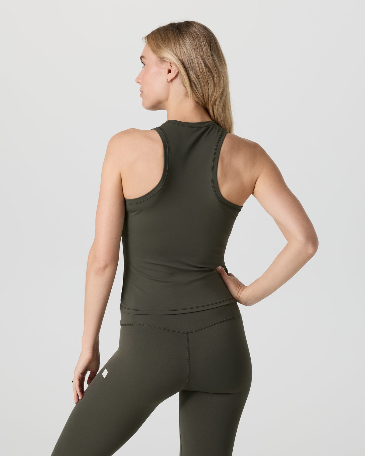 Vuori AllTheFeels™ Crew Tank Kale - Vuori