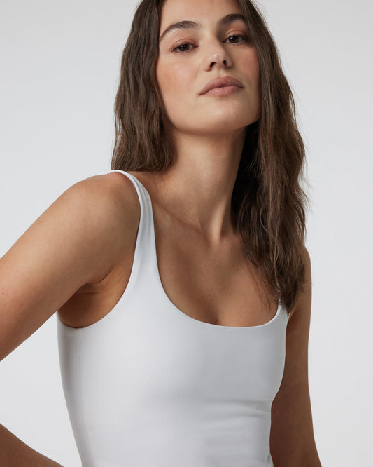 Daily Crop Women's White Crop Tank Top - Vuori