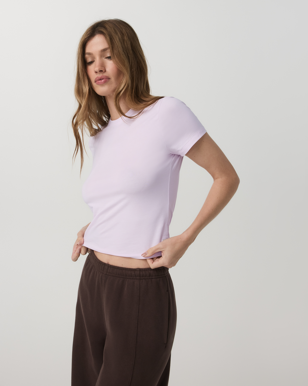 Feather Baby Tee Women's Lilac Breeze Fitted Tee Shirt - Vuori