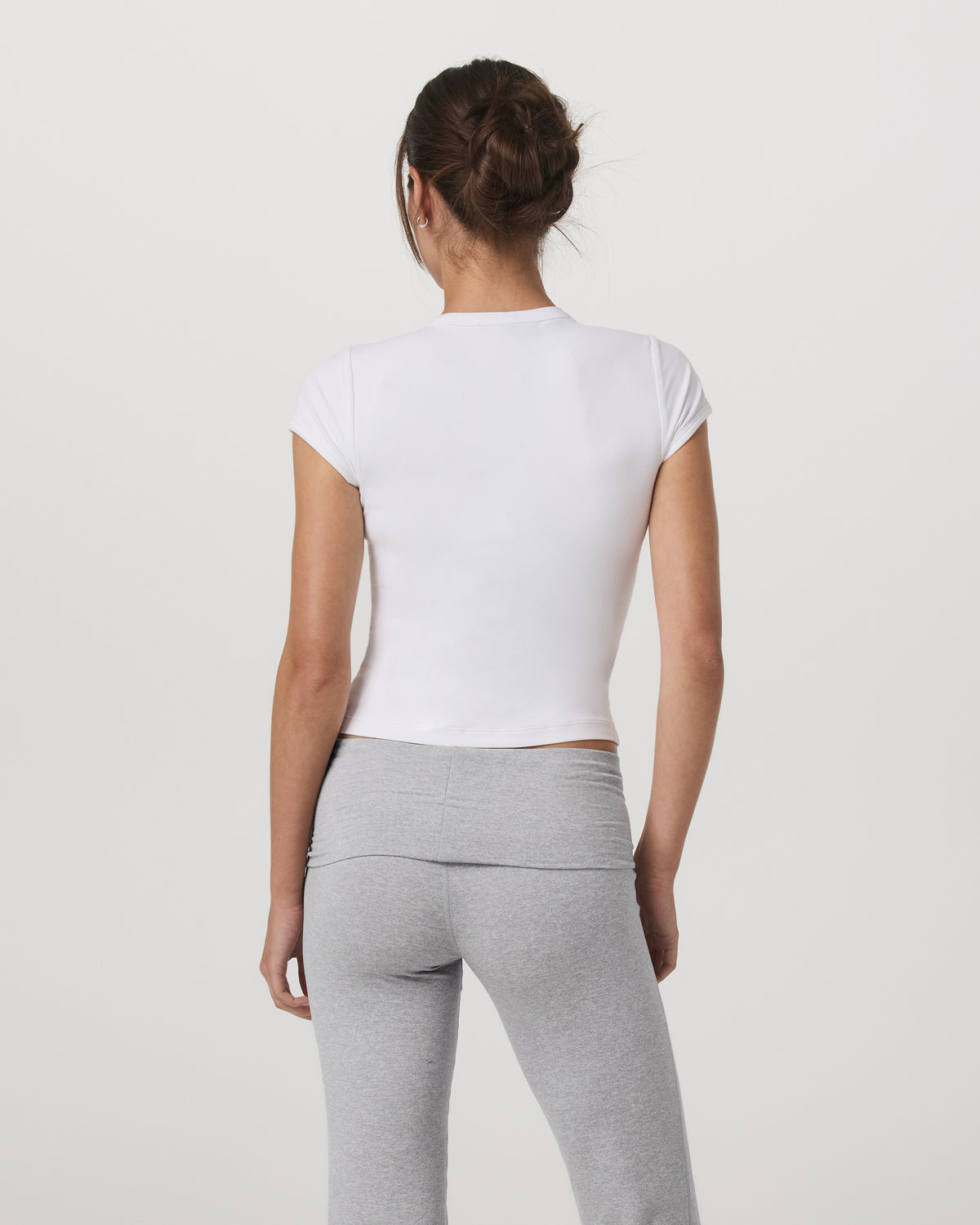 Halo Baby Tee Women's White Fitted Crewneck Tee Shirt - Vuori