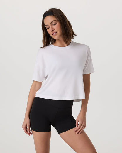 Energy Tee Women's White Oversized Tee - Vuori