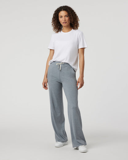 Feather Tee Women's White Lightweight Tee - Vuori