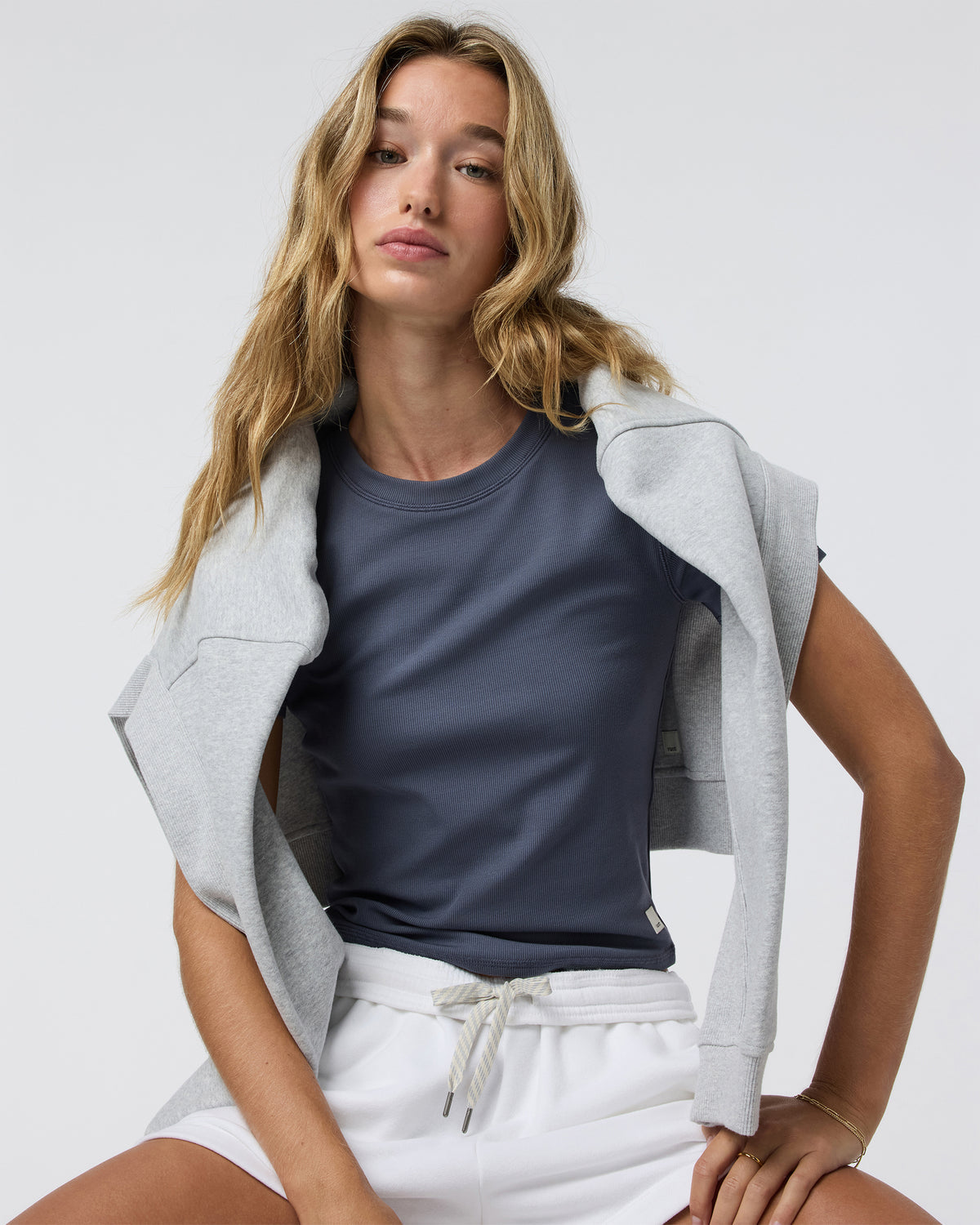 Pose Fitted Tee Women's Azure Rib Top - Vuori