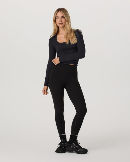 Women's Long Sleeve Halo Essential Scoop Solid Black - Vuori