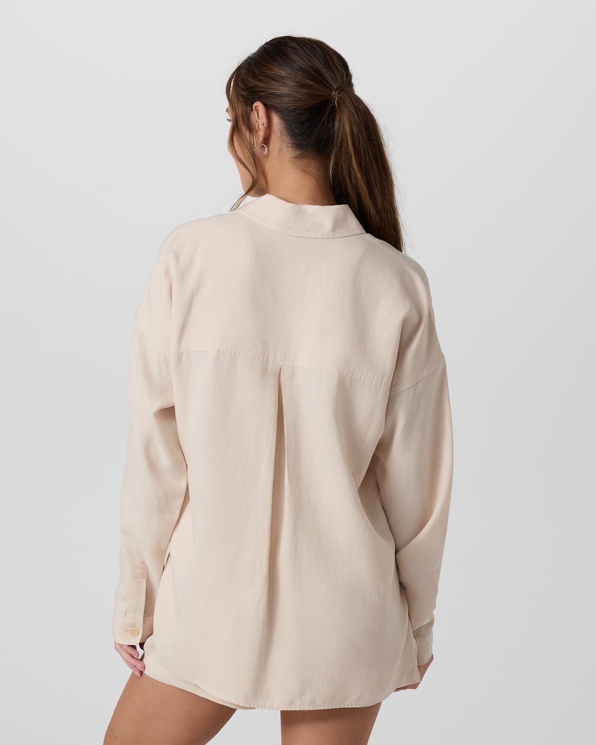 Trestles Twill Button Up Sand Dollar - Vuori