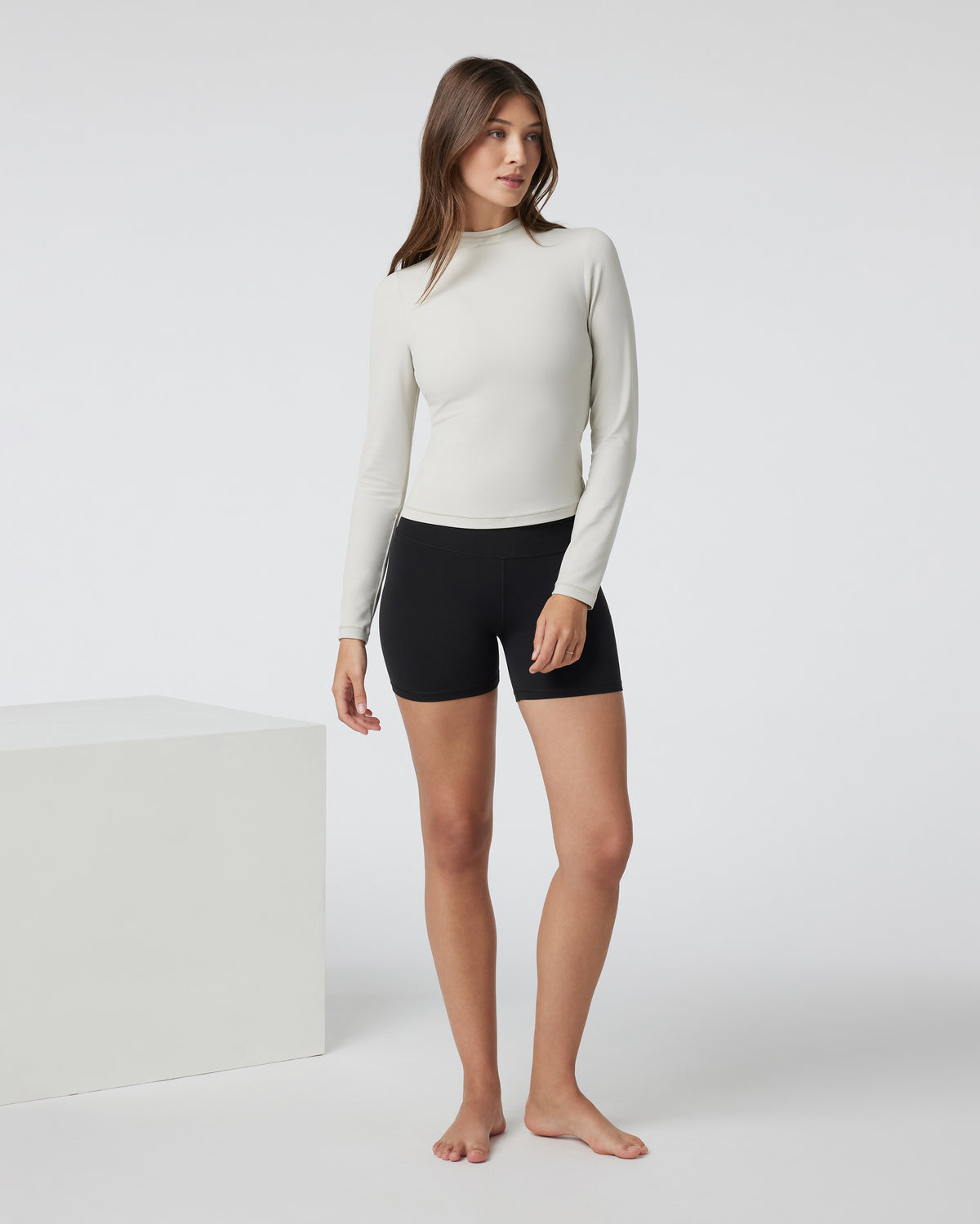 Vuori AllTheFeels Long Sleeve Mock Ecru - Vuori