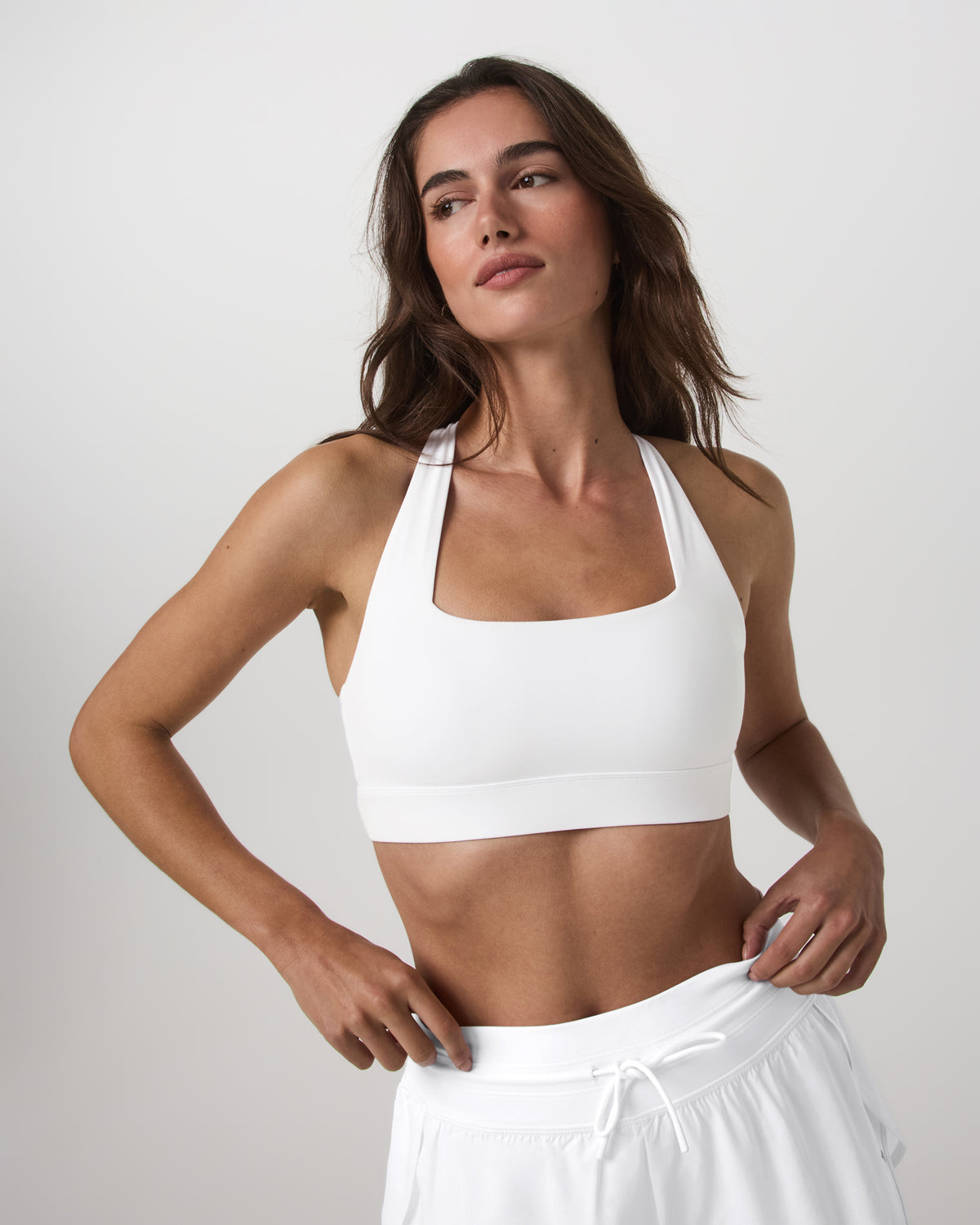 Daily Form Bra Women's White Racerback Sports Bra - Vuori
