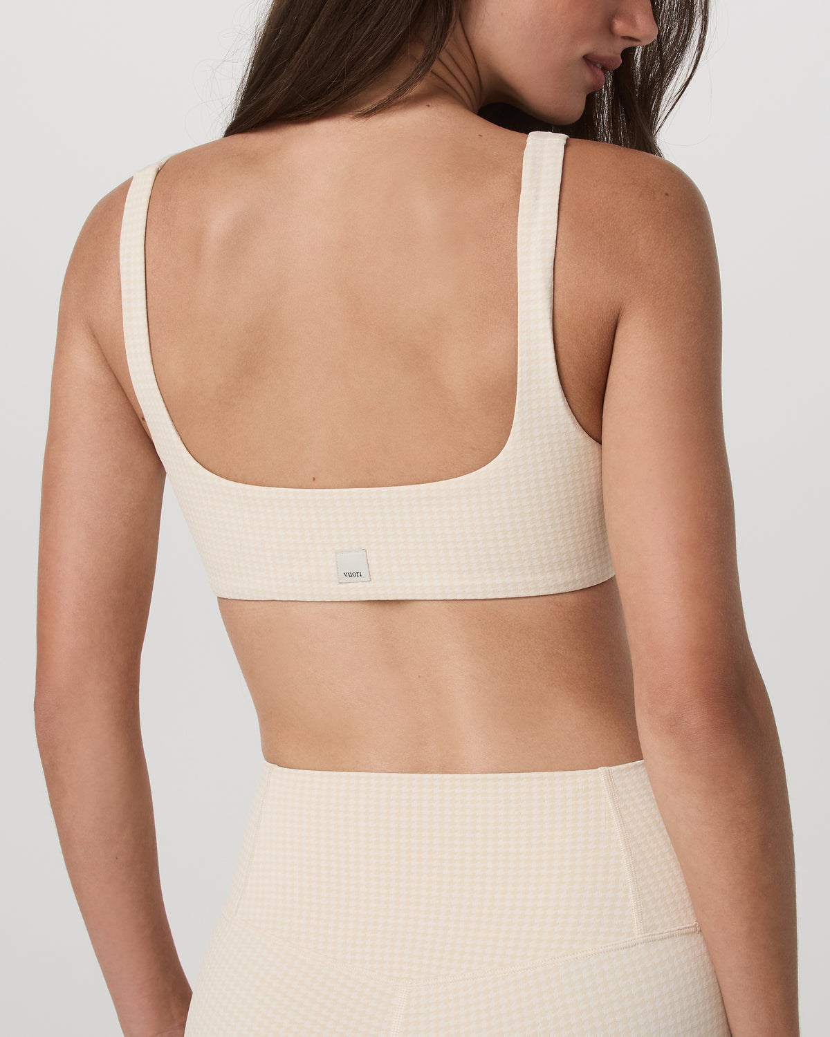 Micro Houndstooth Bra Women's Sports Bra in Natural - Vuori