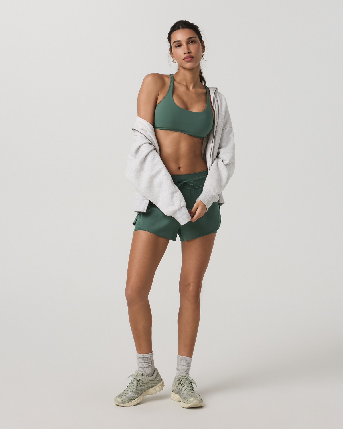 Yosemite Bra Women's Agate Green Strappy Sports Bra - Vuori