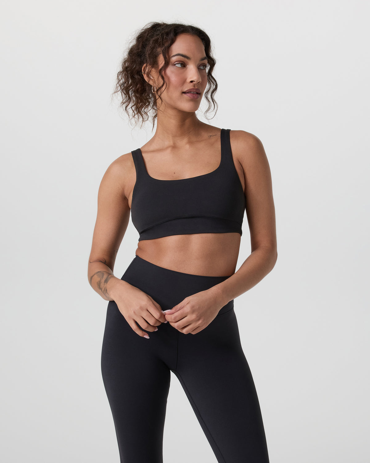 Vuori AllTheForm™ Bra Black - Vuori