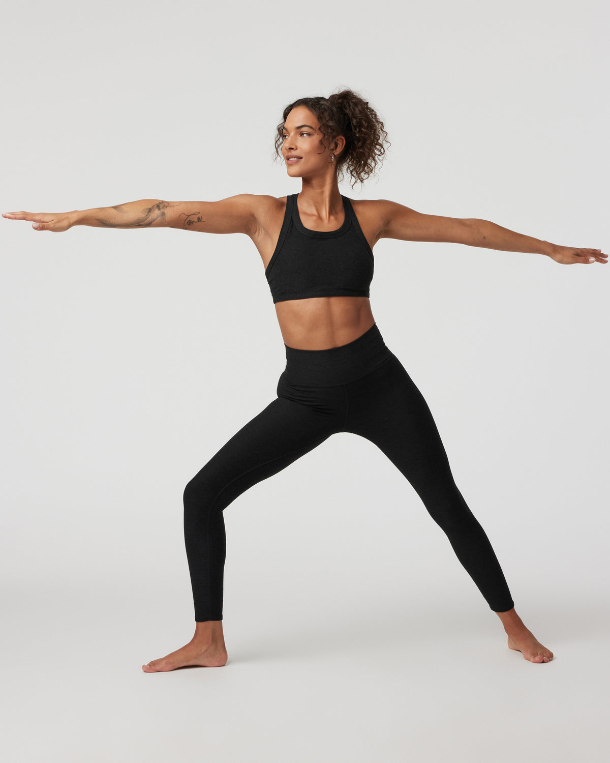 Elevation Racer Bra Black Racerback Sports Bra - Vuori