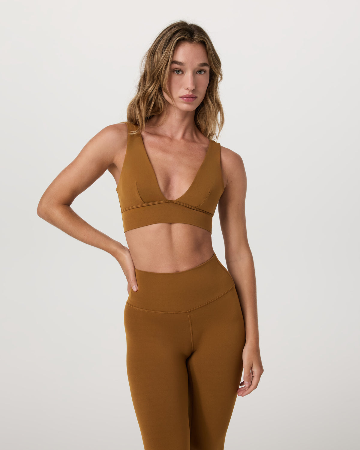 Vuori AllTheFeels™ Triangle Bra Women's Bra in Rum - Vuori