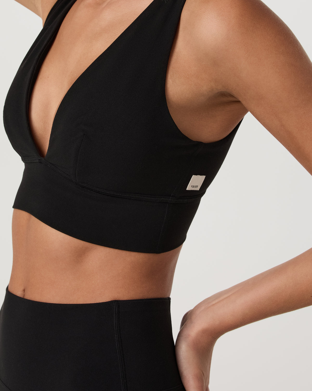 Vuori AllTheFeels™ Triangle Bra Women's Black Bra - Vuori