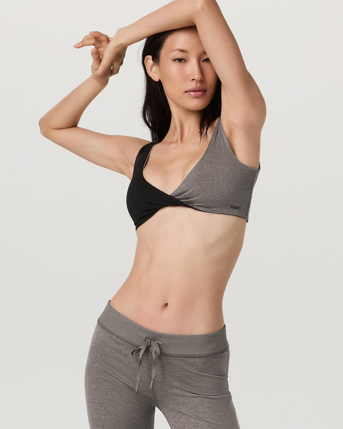 Halo Reversible Bra Women's Chia Heather Sports Bra - Vuori