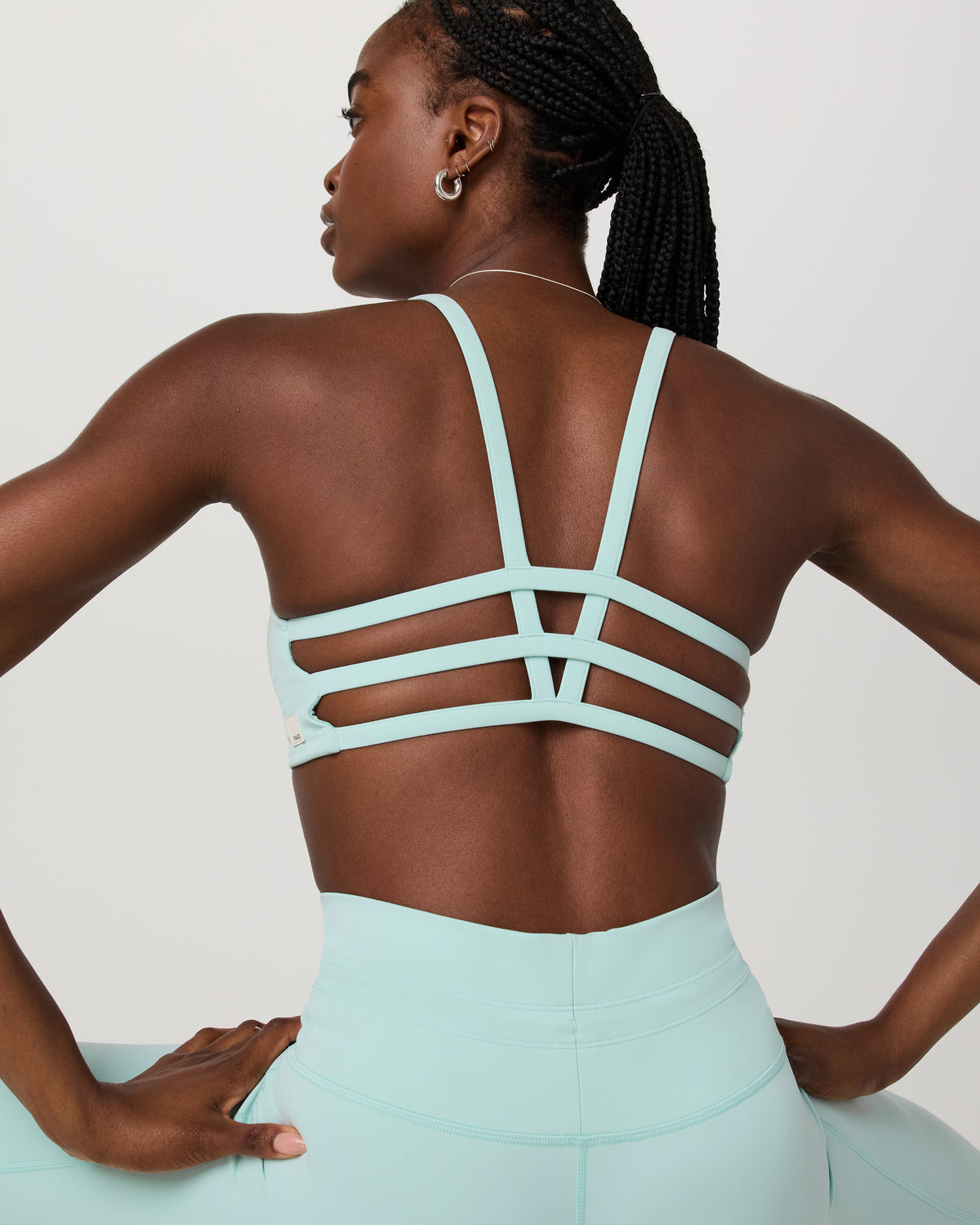 Yosemite Bra Women's Spearmint Strappy Sports Bra - Vuori