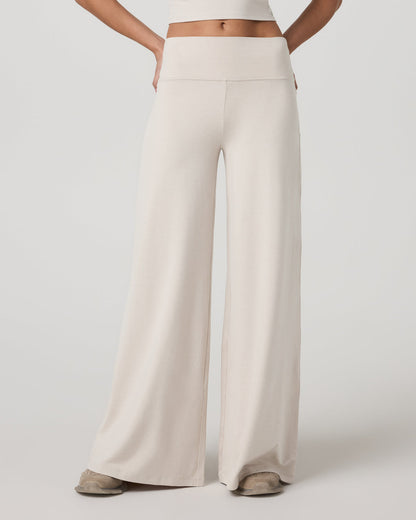 Halo Easy Wideleg Pant-Short Women's Ecru Heather Pants - Vuori