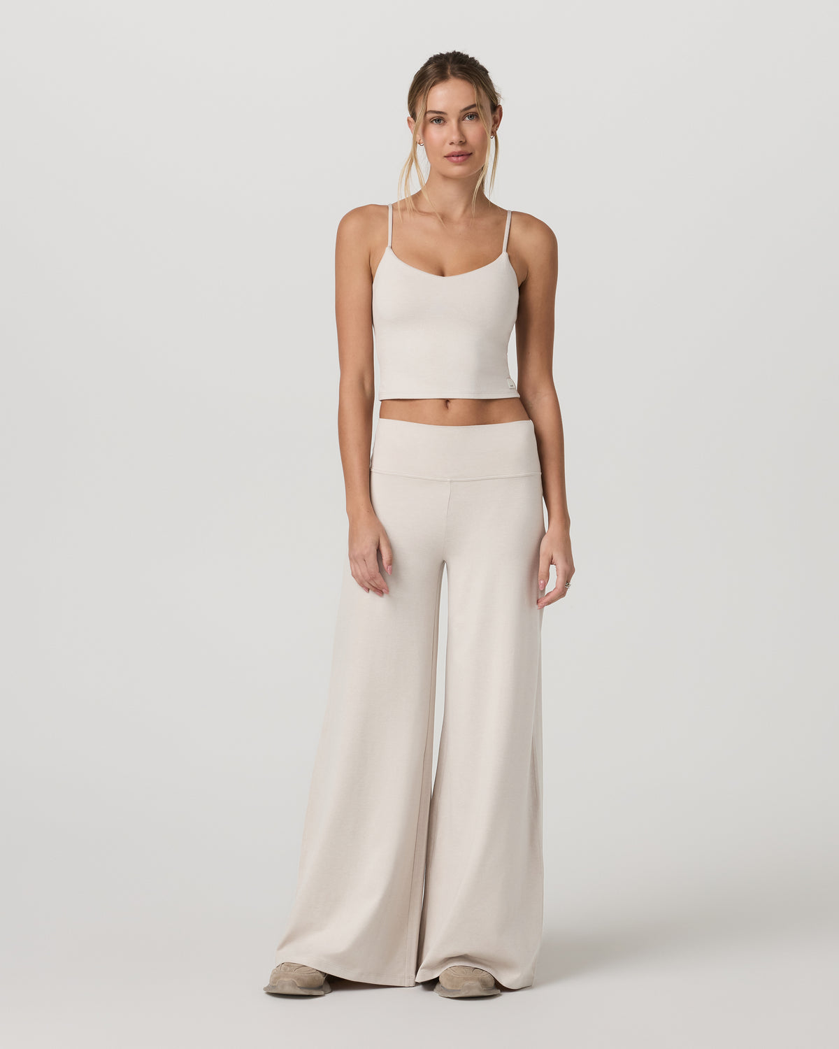 Halo Easy Wideleg Pant-Short Women's Ecru Heather Pants - Vuori