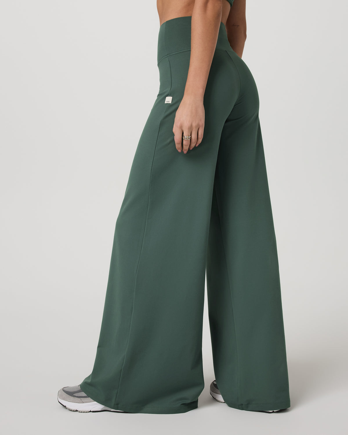 Halo Easy Wideleg Pant - Long Women's Agate Green Pants - Vuori