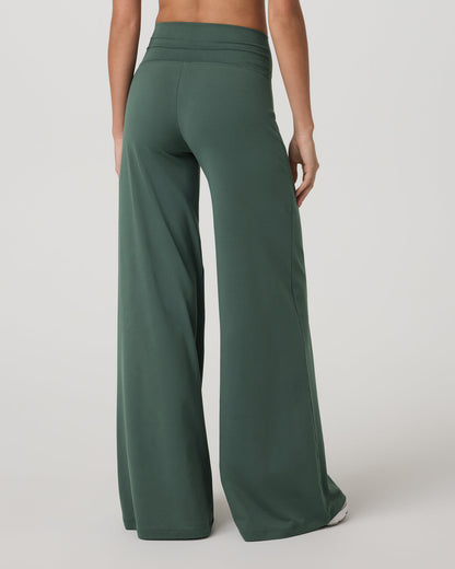 Halo Easy Wideleg Pant - Long Women's Agate Green Pants - Vuori