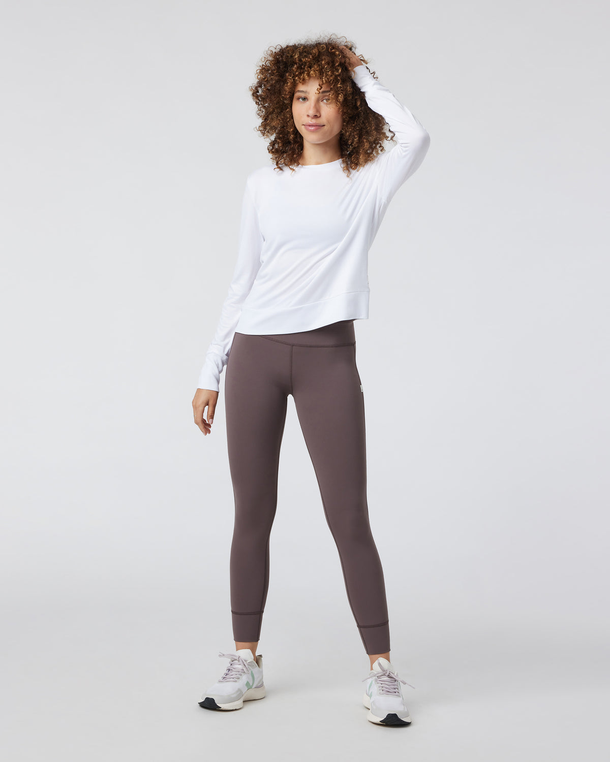 Daydream Crew White Lightweight Long-Sleeve Top - Vuori