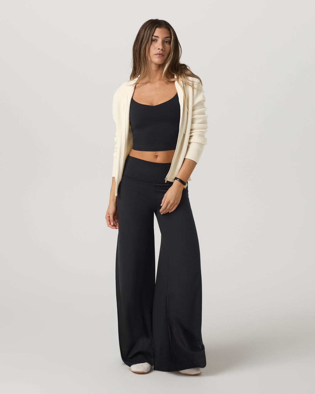 Halo Easy Wideleg Pant Women's Solid Black Wideleg Pants - Vuori