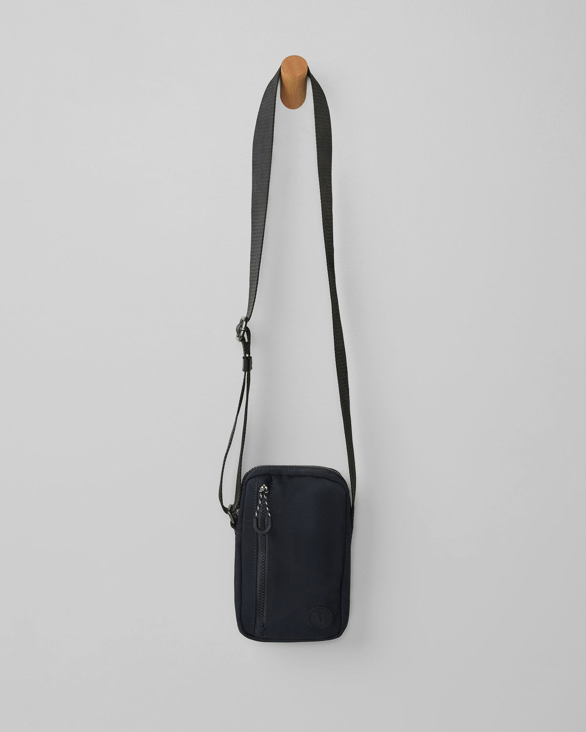 All Around Crossbody Black Bag - Vuori