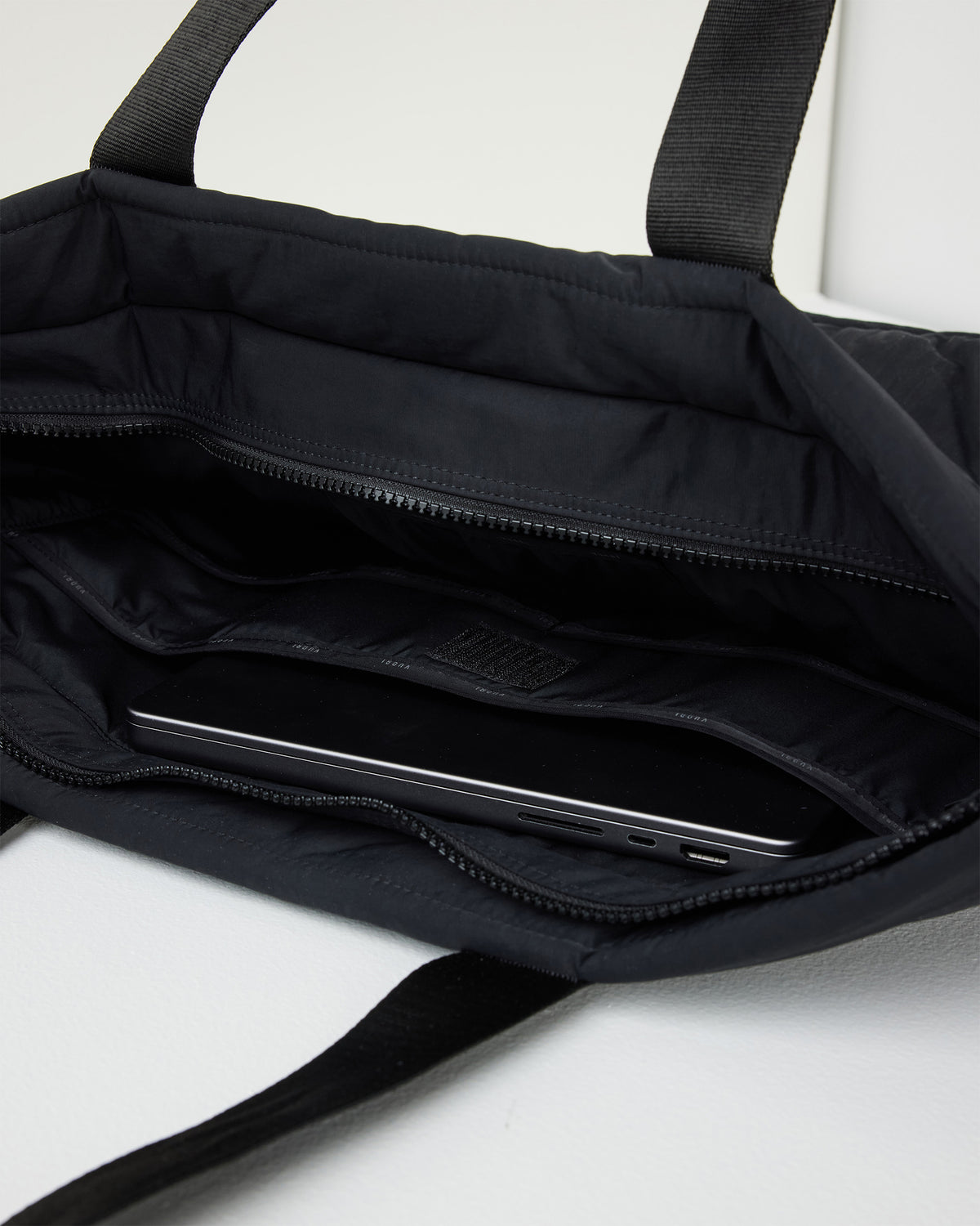 All Around Tote Black Tote Bag - Vuori