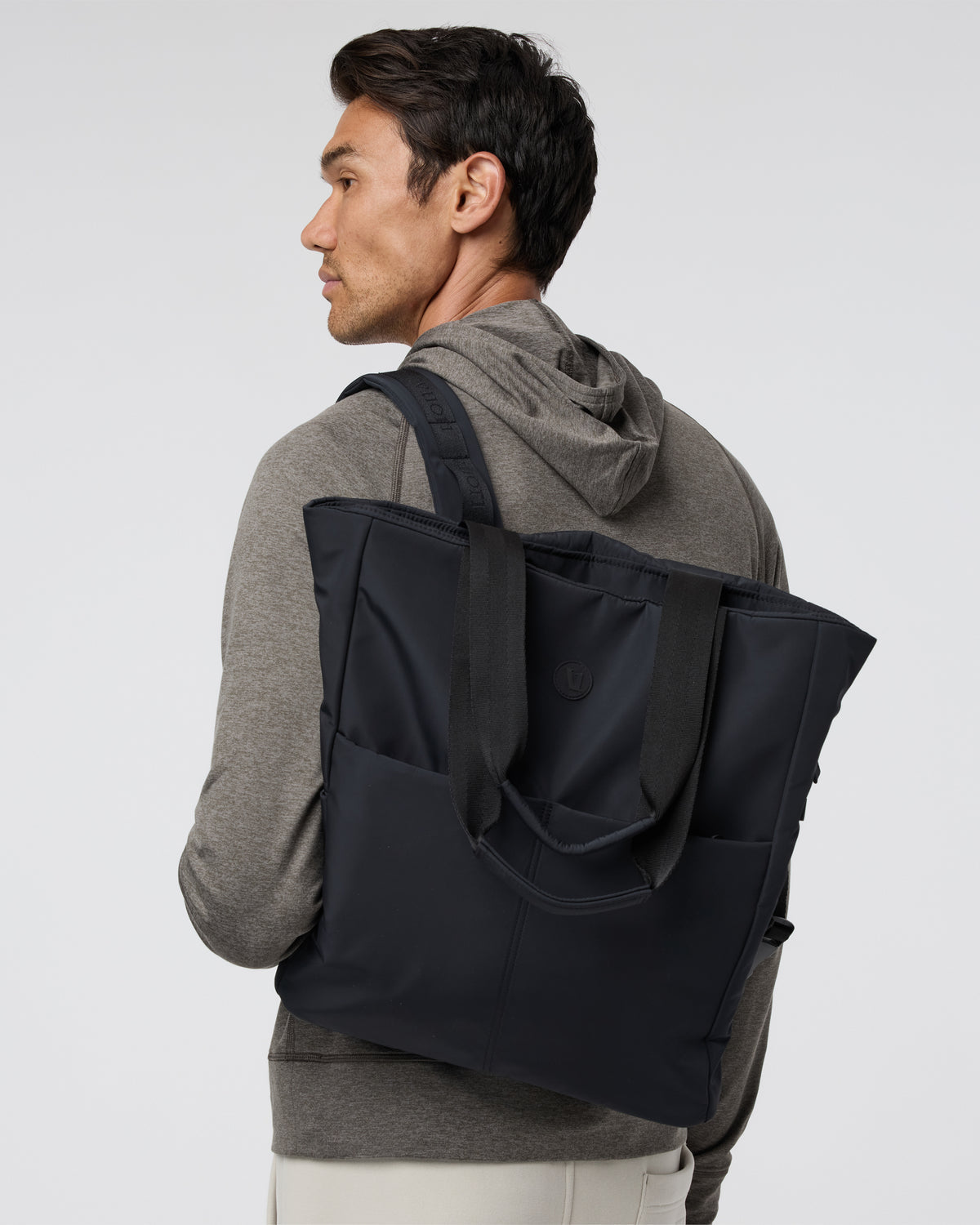 V1 Convertible Tote Bag 2.0 Black - Vuori