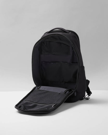 Pursuits Commuter Backpack Black - Vuori