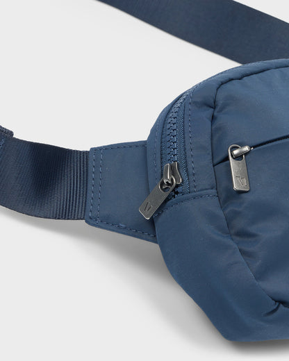 All Around Hip Pack Ocean Blue Versatile Travel Bag - Vuori