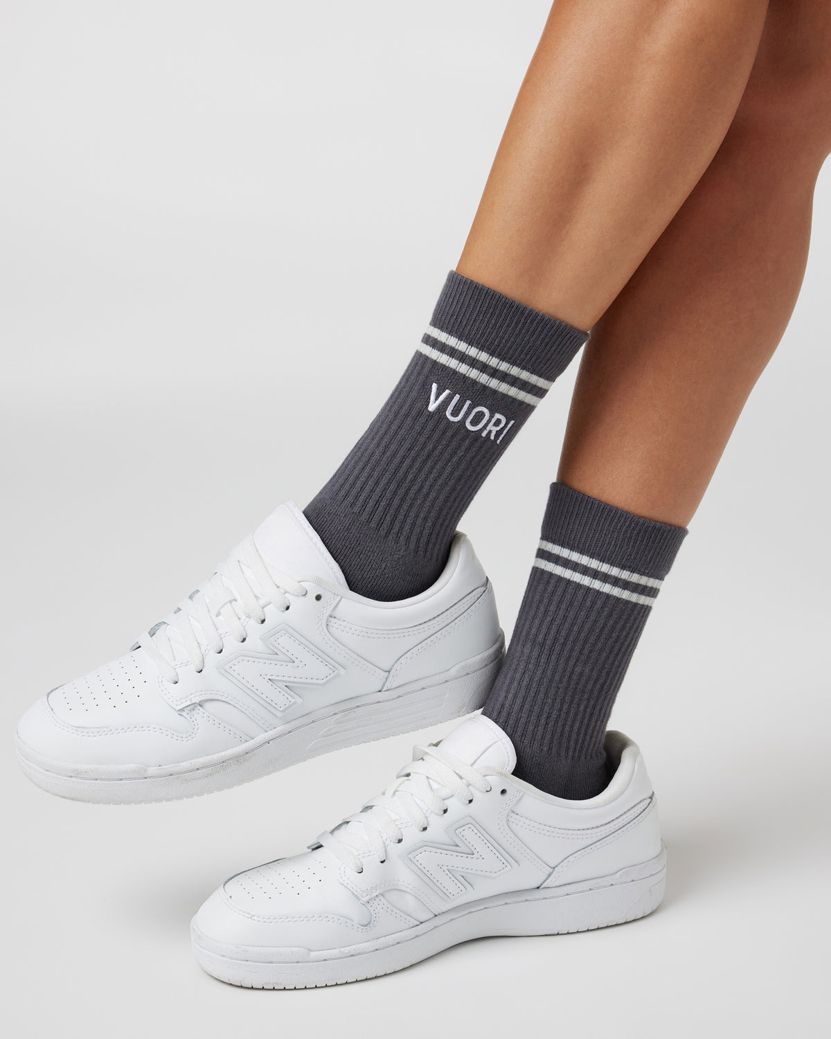 Vuori Crew Sock Charcoal Performance Crew Socks - Vuori
