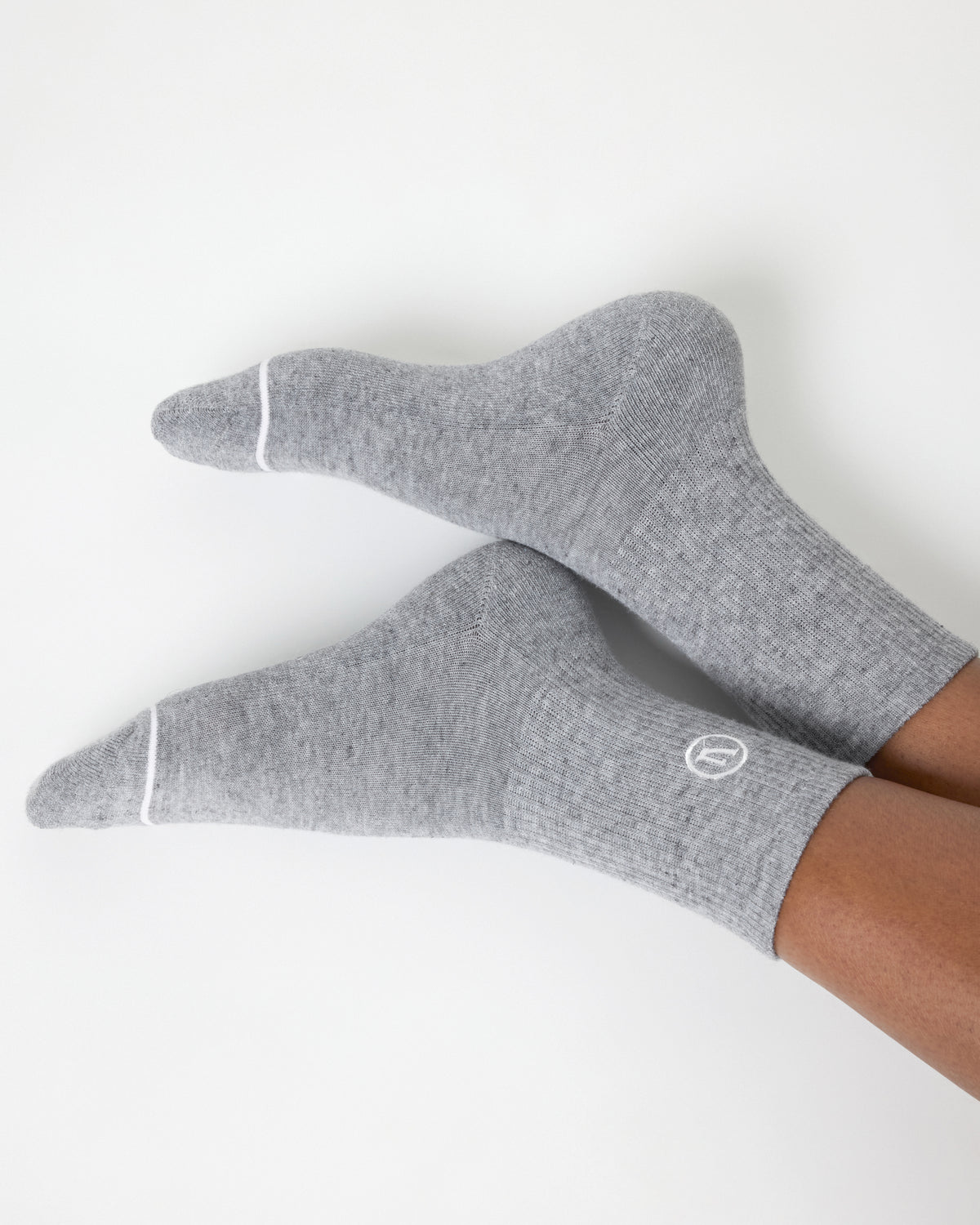 Half Crew Sock 2.0 Light Heather Grey Performance Socks - Vuori