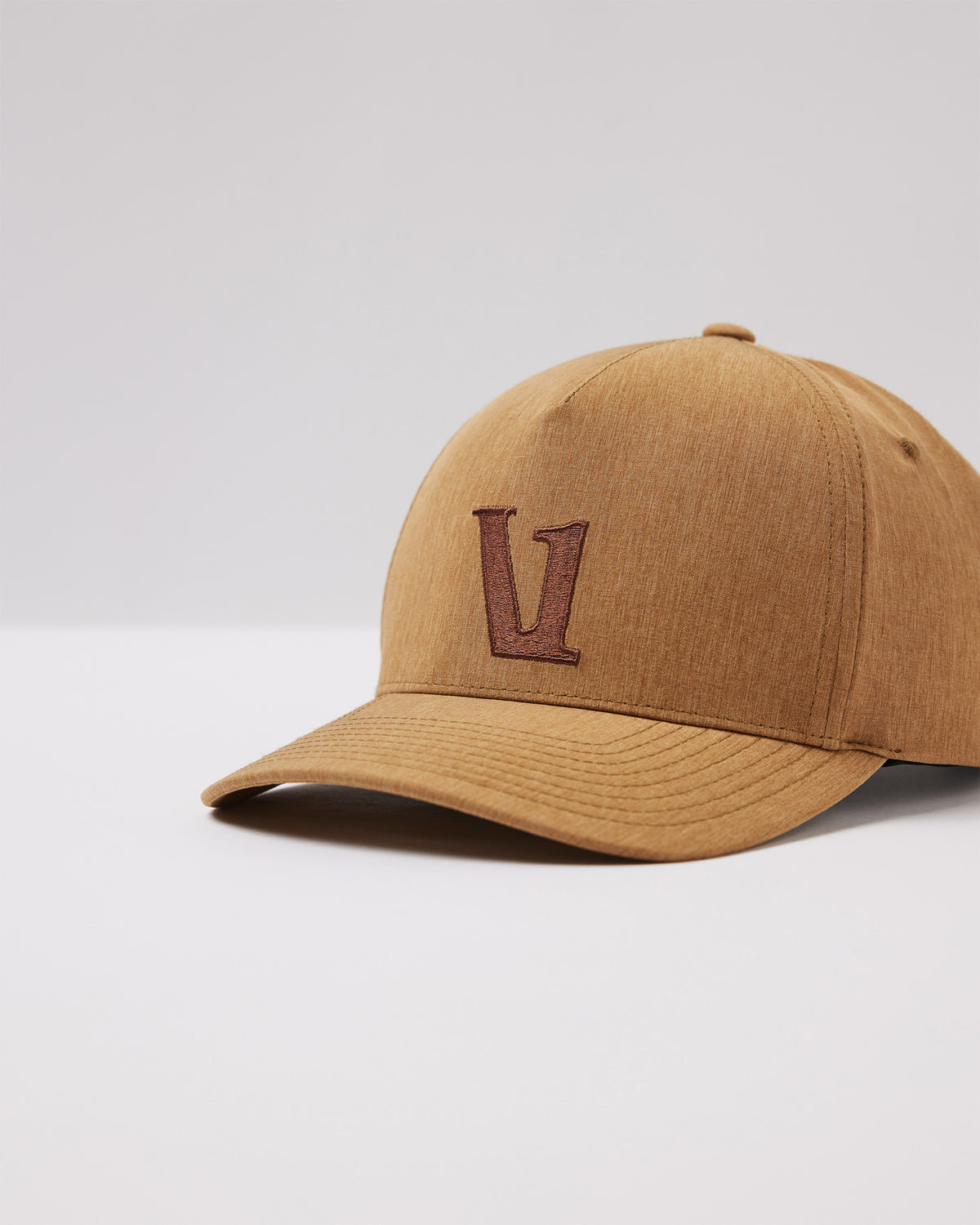 Magnitude Hat Warm Gold Heather Snapback - Vuori