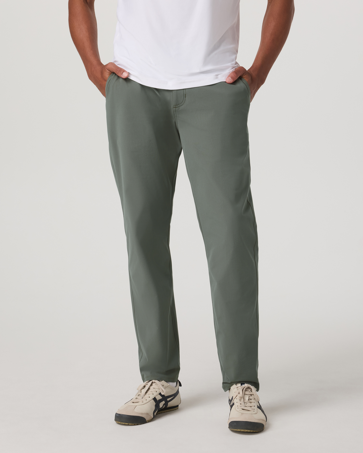 Meta Trouser Classic Fit 30" Men's Light Oregano Pants - Vuori