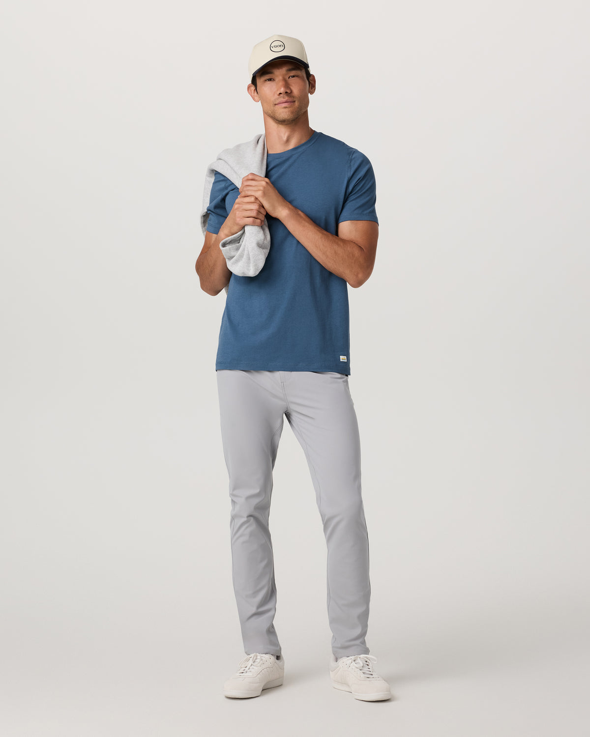 Meta Pant Athletic Slim Fit 30" Sea Fog 5-Pocket Pants - Vuori