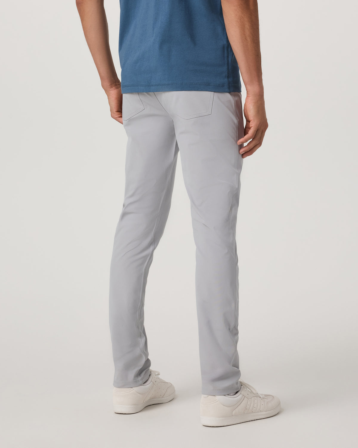 Meta Pant Athletic Slim Fit 30" Sea Fog 5-Pocket Pants - Vuori