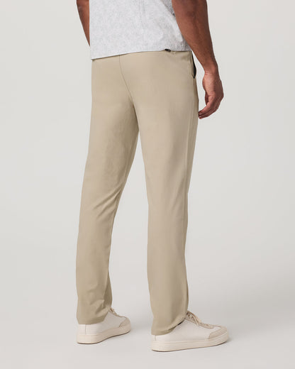 Men's Cascade Tech Chino Athletic Slim Fit 30" Trench - Vuori